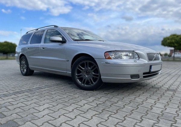 Volvo V70 cena 25000 przebieg: 277724, rok produkcji 2005 z Gliwice małe 407